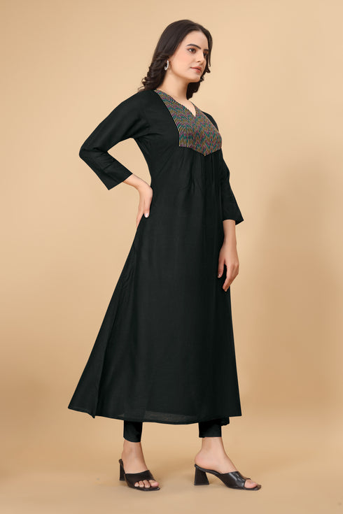 OWO THE LABEL Women Kurti Thread Embroidery Flare Long Kurta (OTLKRT2011)