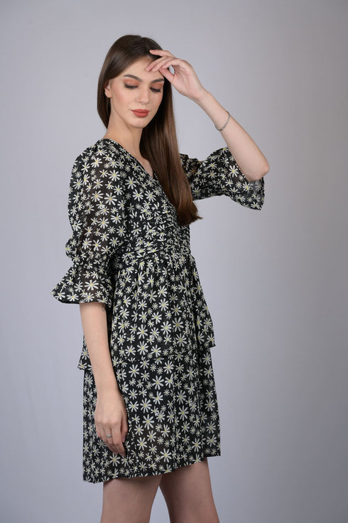 OWO THE LABEL Black star print fit & flare dress (OTL-DRS1003)