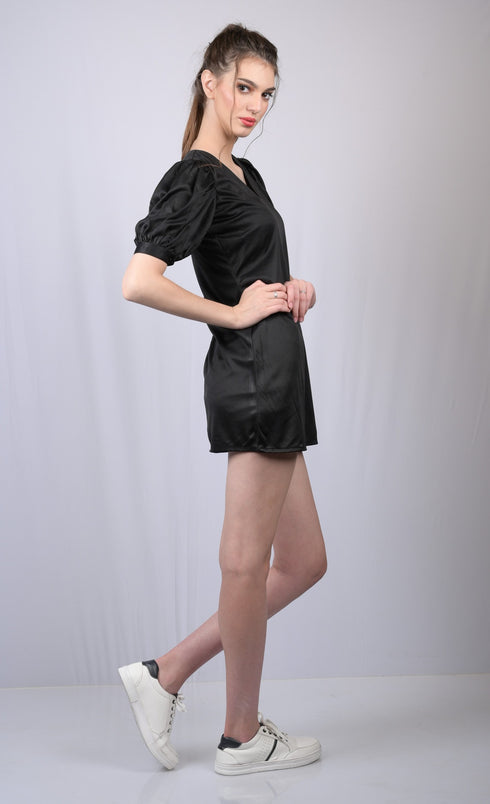 OWO THE LABEL Women Black V- Neck Midi Dress (OTL-DRS1025)